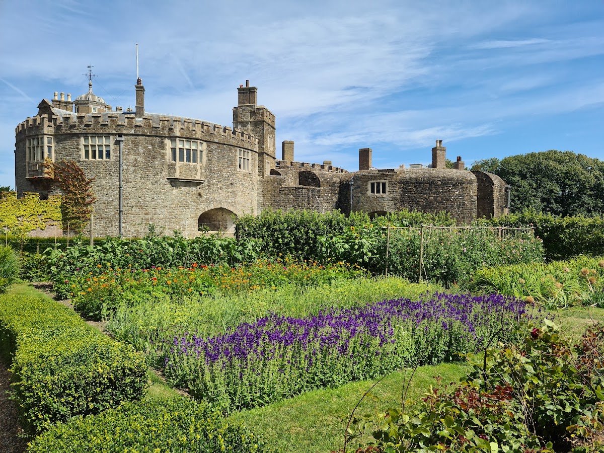 Walmer Castle and Gardens