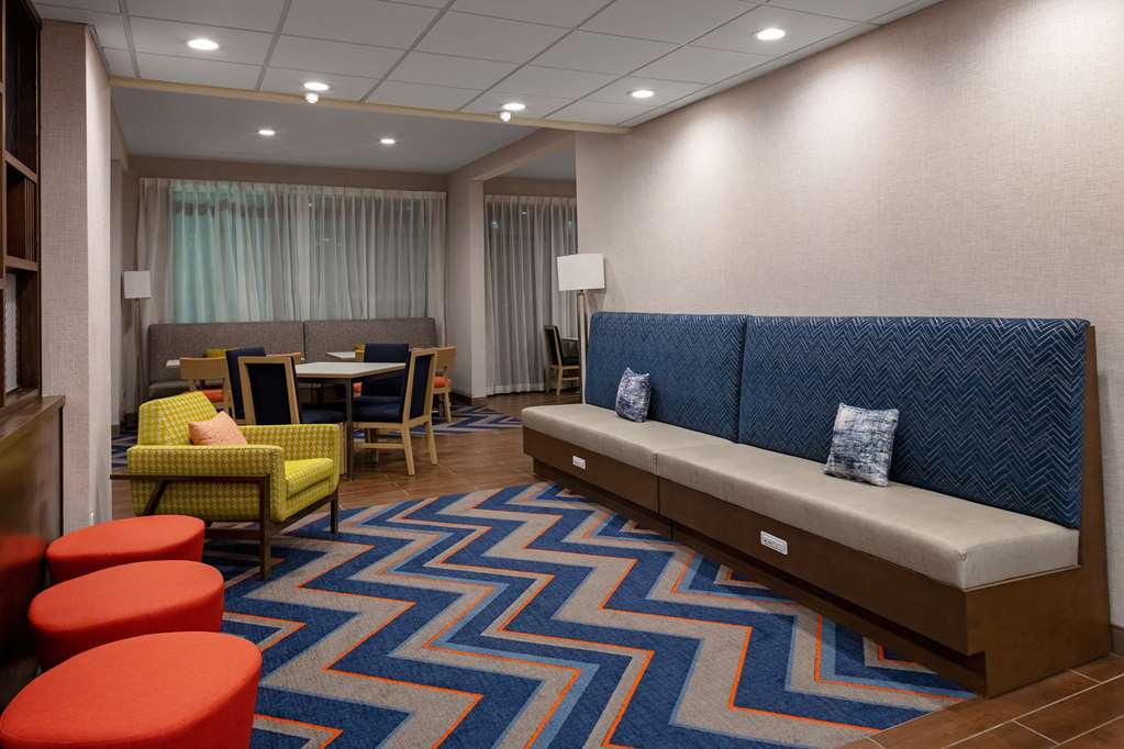 Hampton Inn Castle Rock photo 3