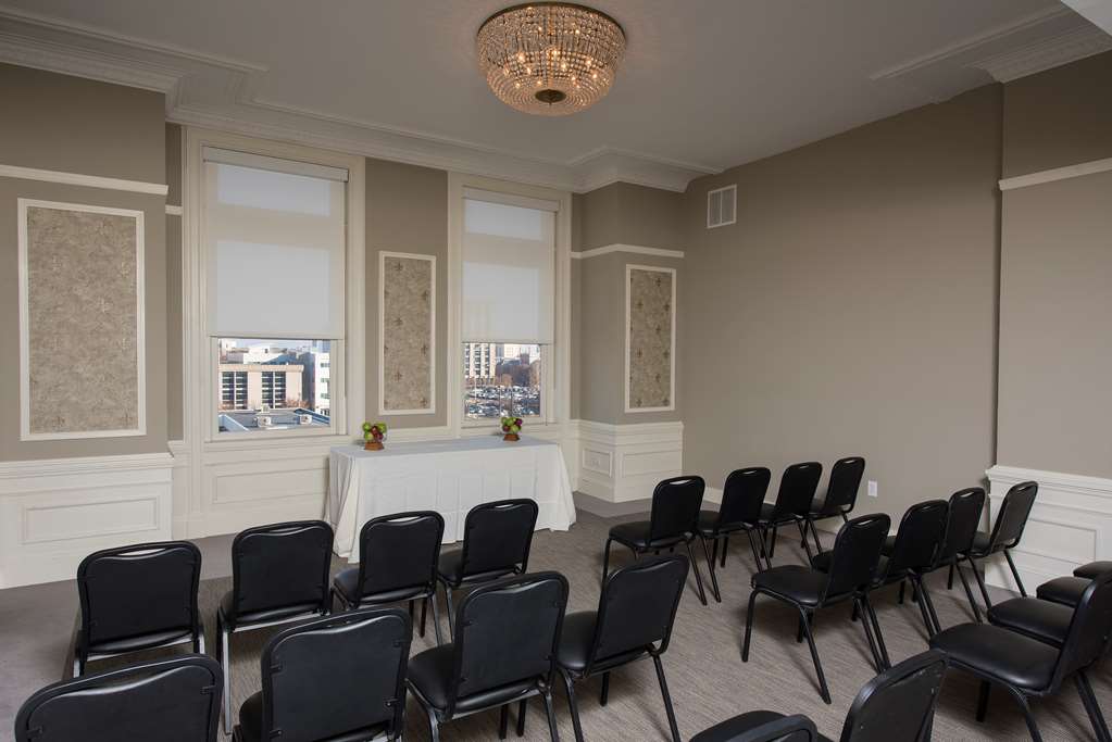 Hilton Garden Inn Louisville Downtown photo 3