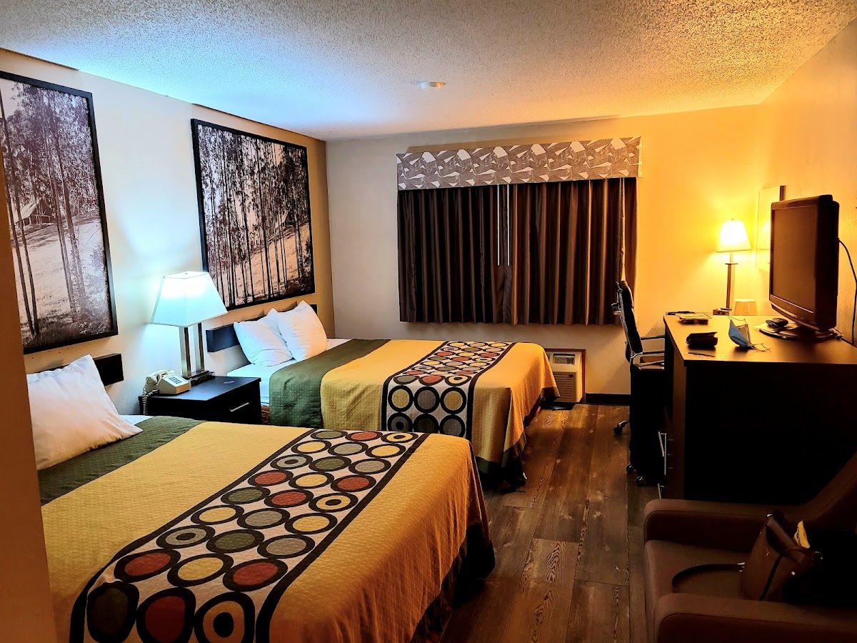 Super 8 by Wyndham Chillicothe photo 2