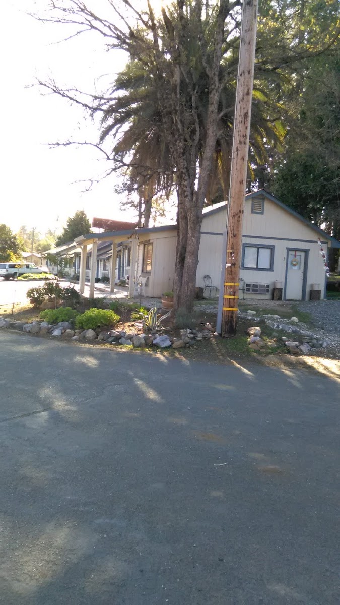 Applegate Motel photo 2