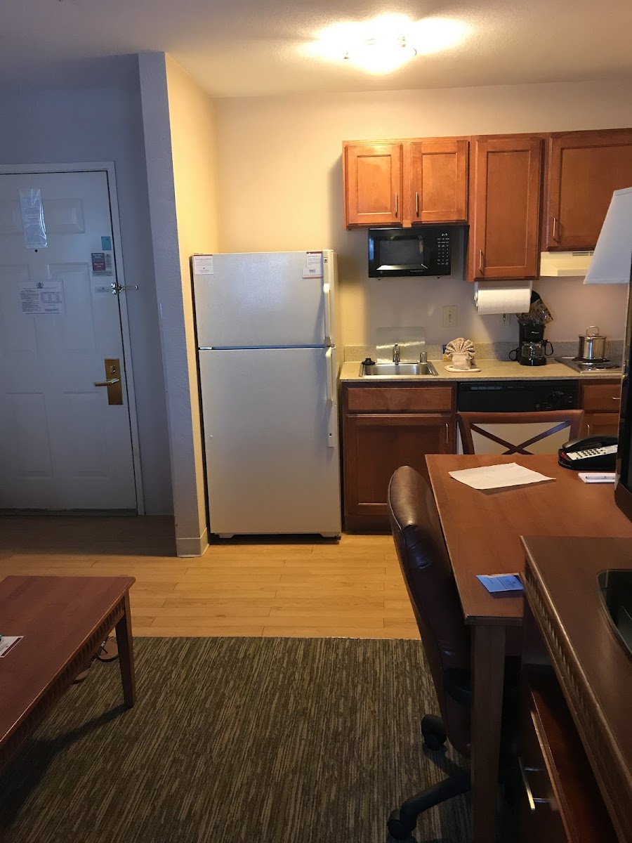 Candlewood Suites Dallas Market Cntr-Love Field by IHG photo 3