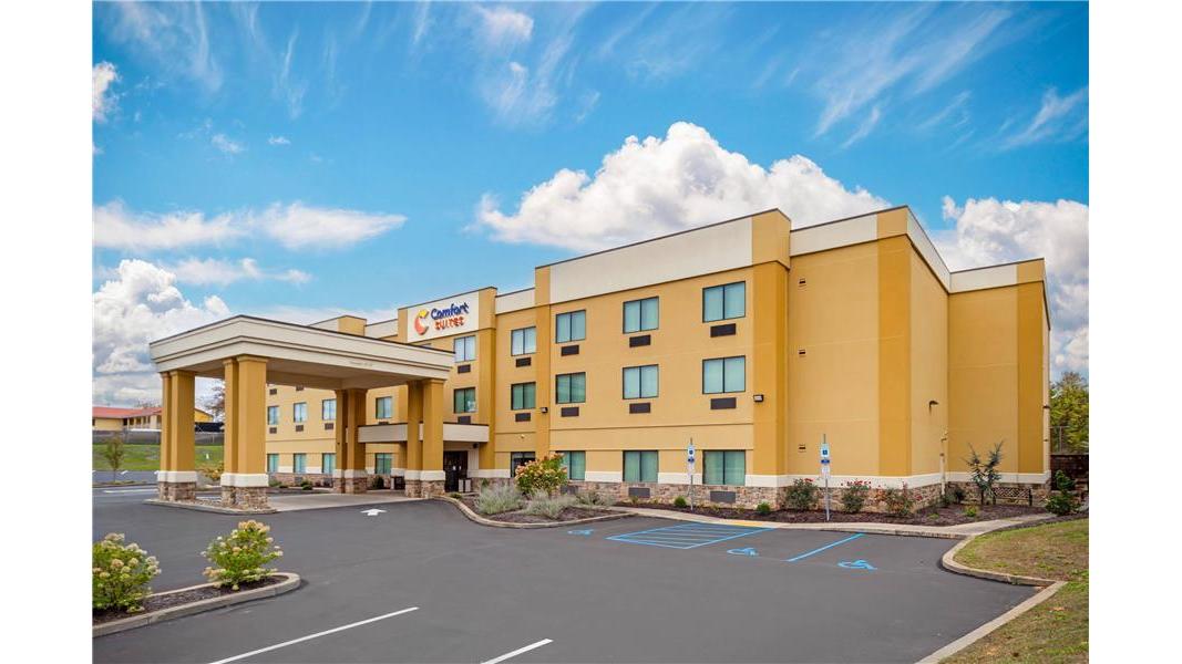 Comfort Suites Lewisburg near University