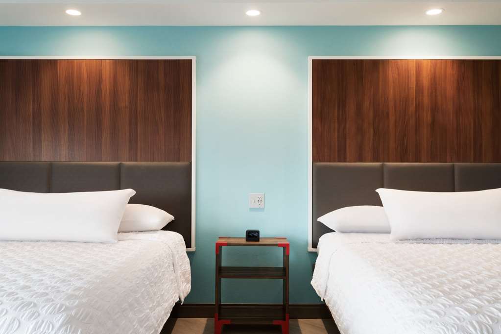 Tru by Hilton York photo 2