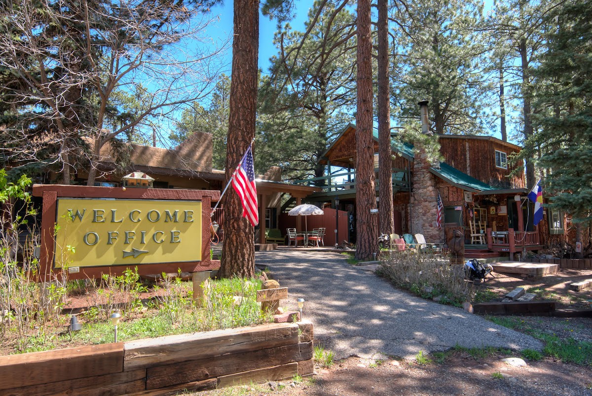 Stonewall Lodge & RV Park photo 3