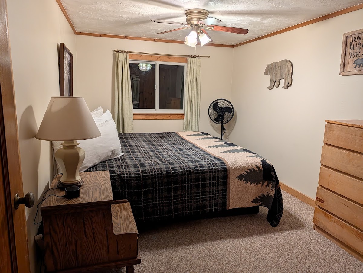 Blackhawk Cabins photo 2