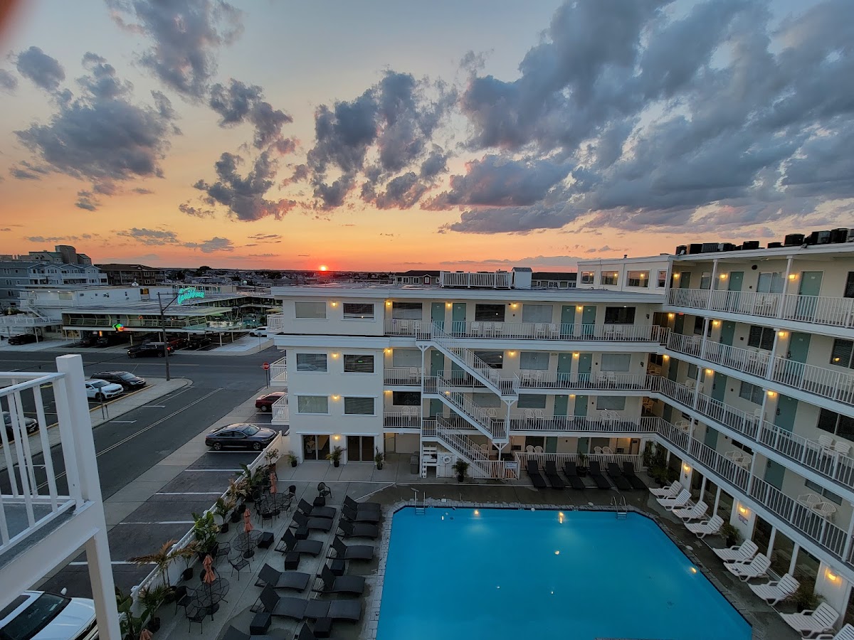 Aqua Beach Hotel