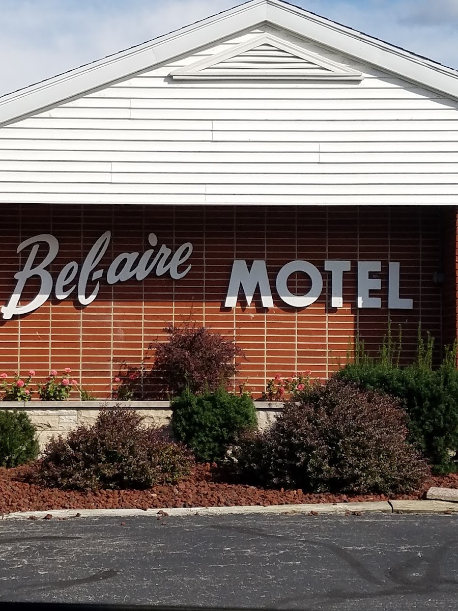 Belaire Motel