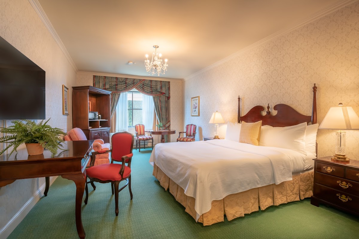 Bristol Hotel photo 2
