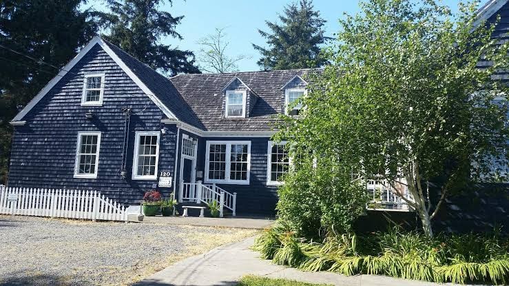 Inn at Harbour Village