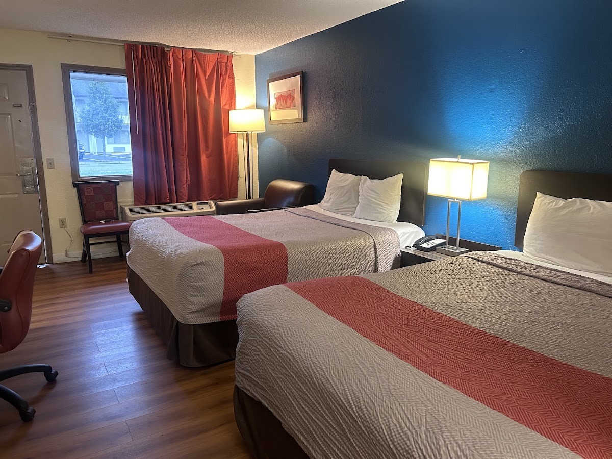 Americas Best Value Inn Dayton photo 2