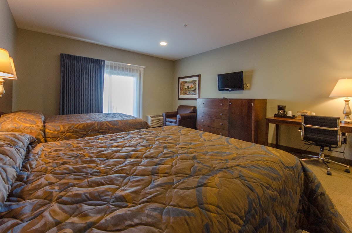 Shore Plaza Beach Resort photo 2