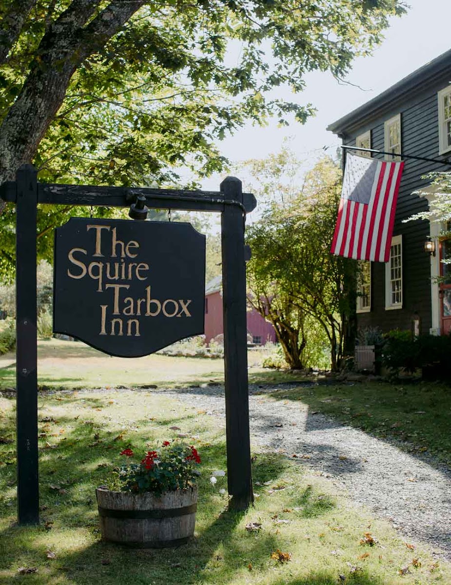 The Squire Tarbox Inn