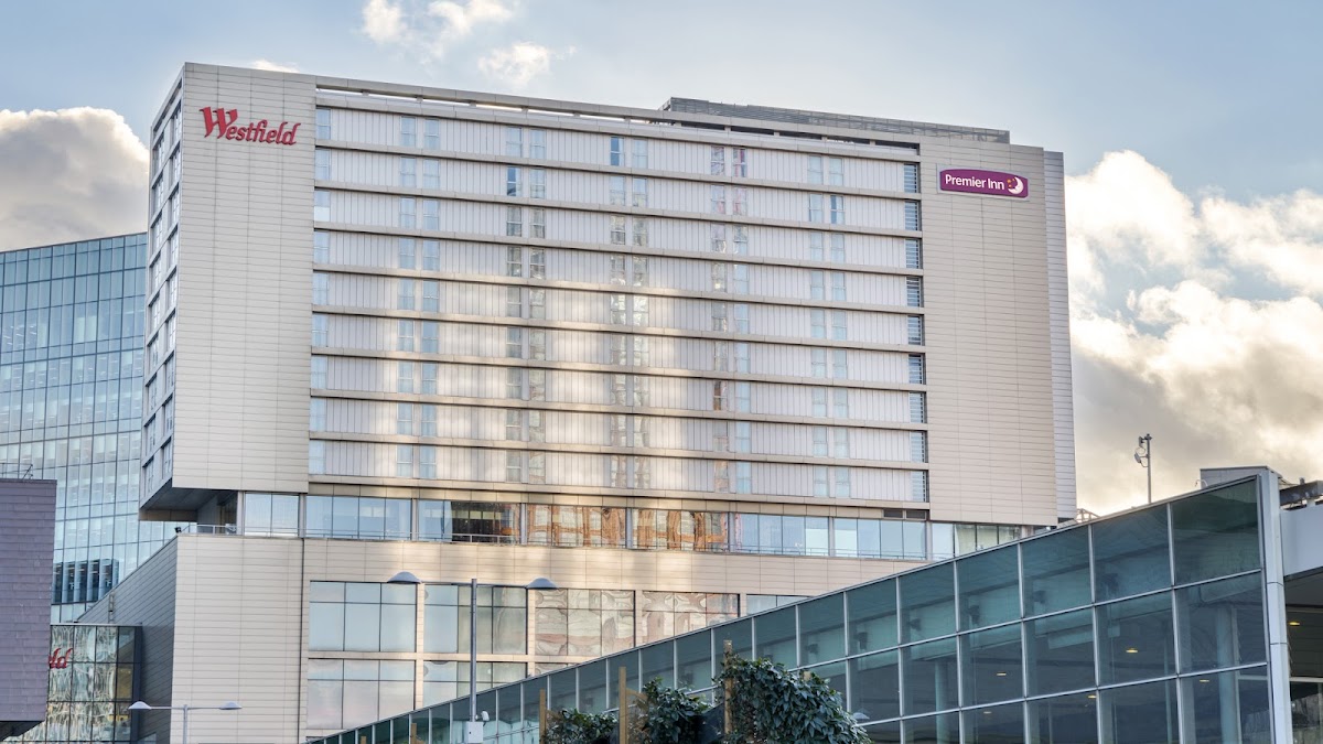 Premier Inn London Stratford hotel photo 3