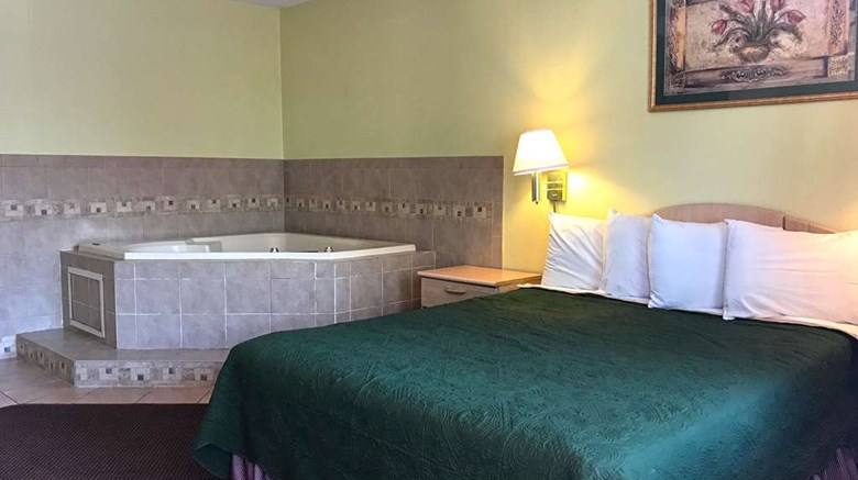 FairBridge Inn Express Barrington photo 2
