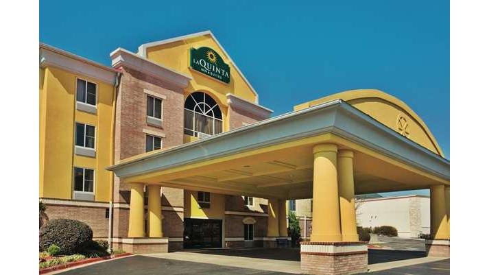 La Quinta Inn & Suites by Wyndham Hot Springs