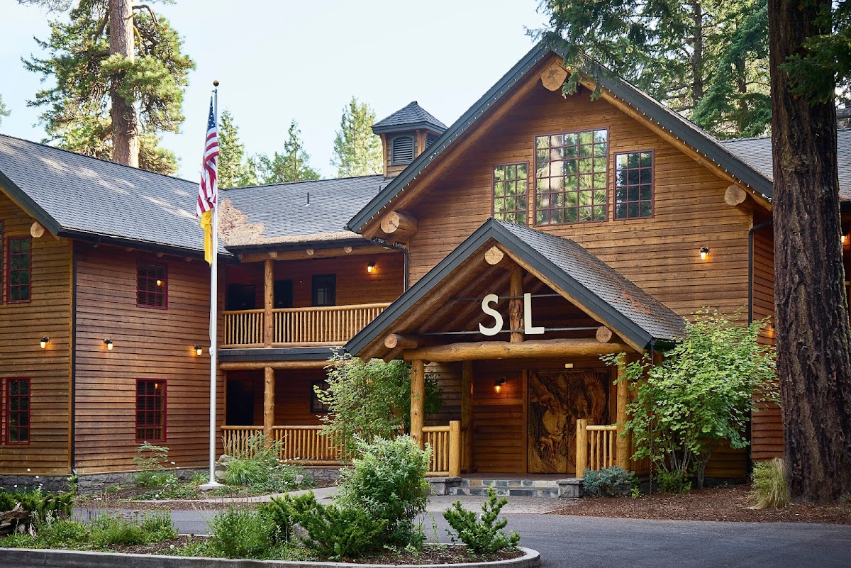 The Suttle Lodge & Boathouse photo 2