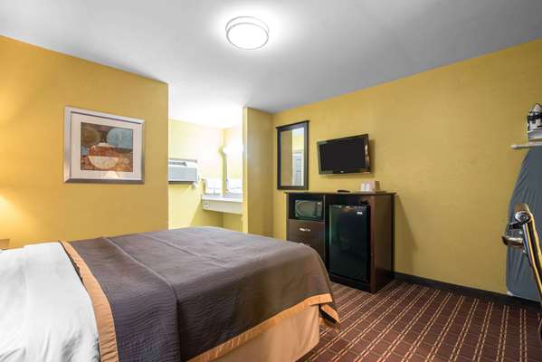 Rodeway Inn Towanda photo 2