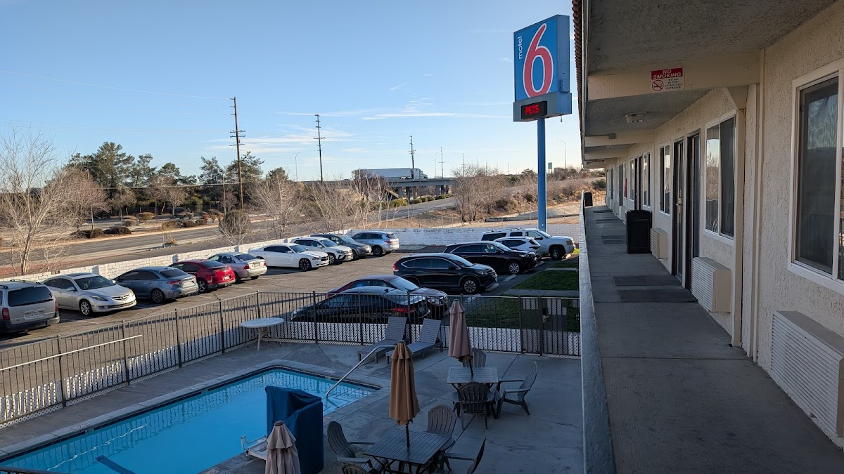Motel 6 Lancaster, CA photo 3