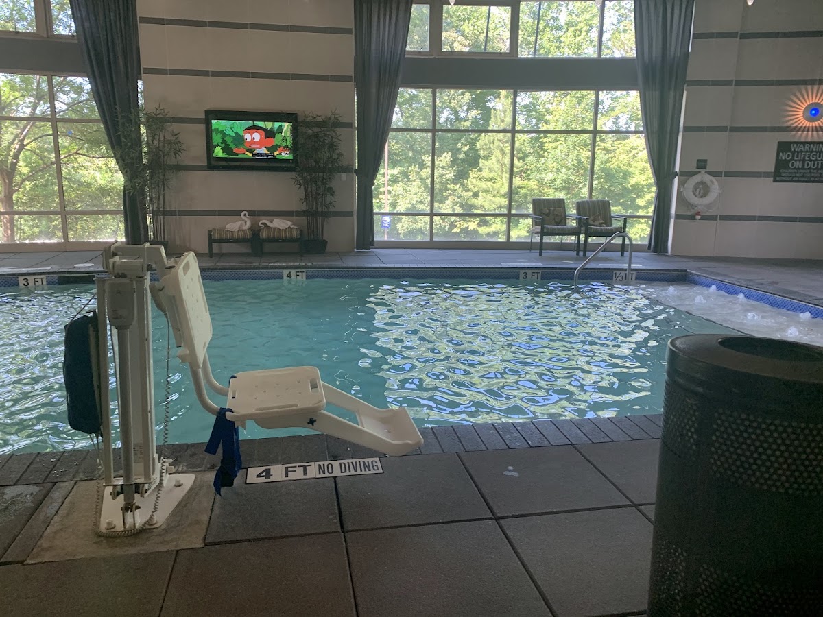 Hampton Inn & Suites Raleigh/Crabtree Valley photo 3