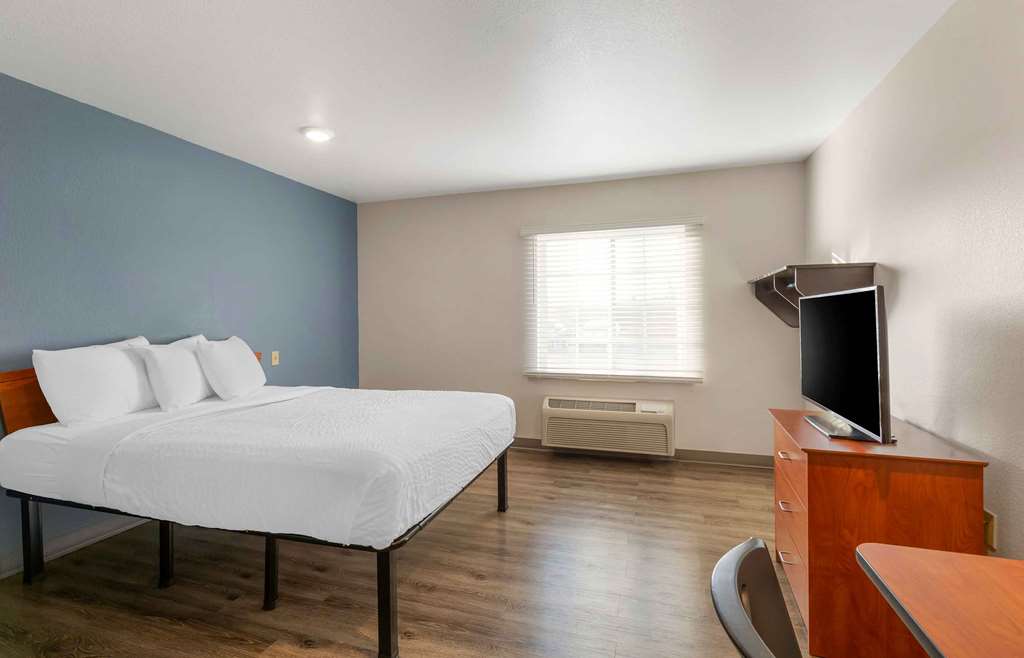 Extended Stay America Select Suites- Melbourne - West Melbourne photo 2
