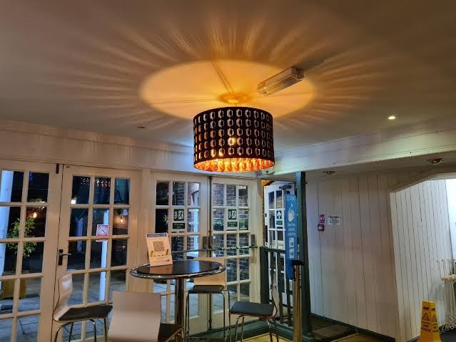 The Crown Inn Emsworth photo 3