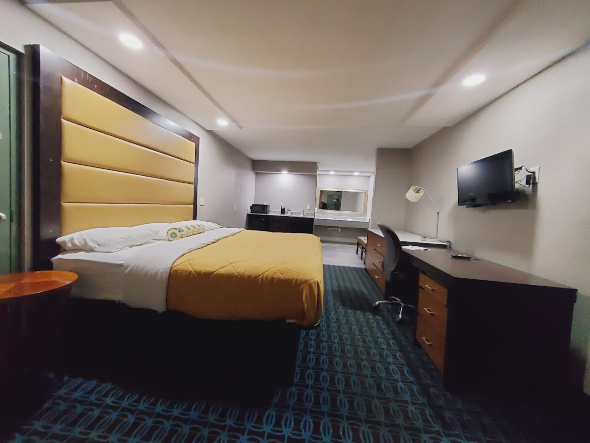 Scottish Inns & Suites Springdale AR photo 2