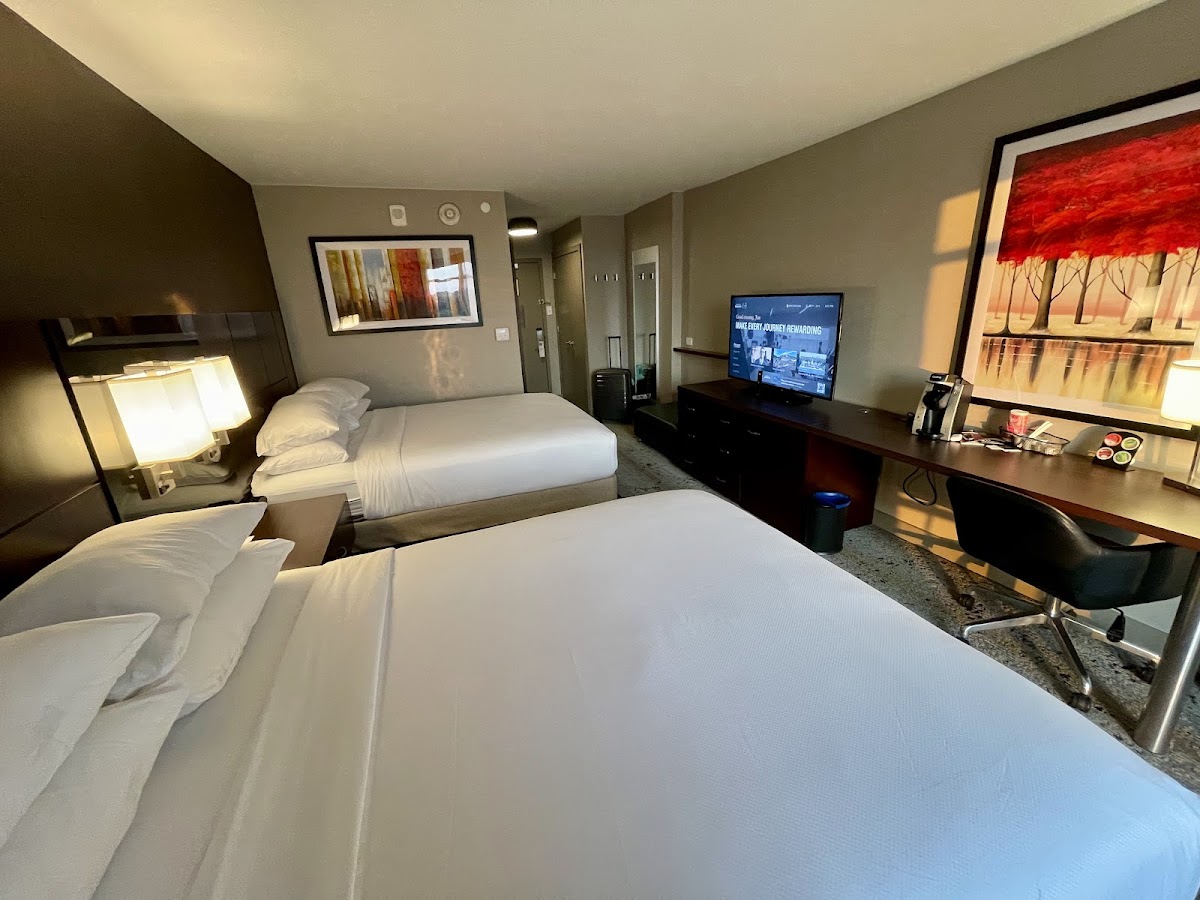 Delta Hotels Somerset photo 2