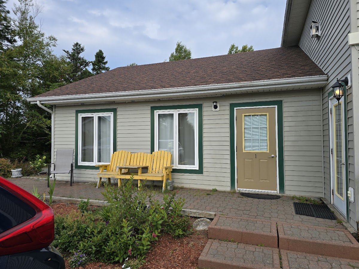 Brookdale Country Inn & RV Park photo 3