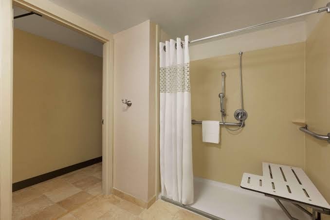 Hampton Inn Ft. Lauderdale-Cypress Creek photo 3