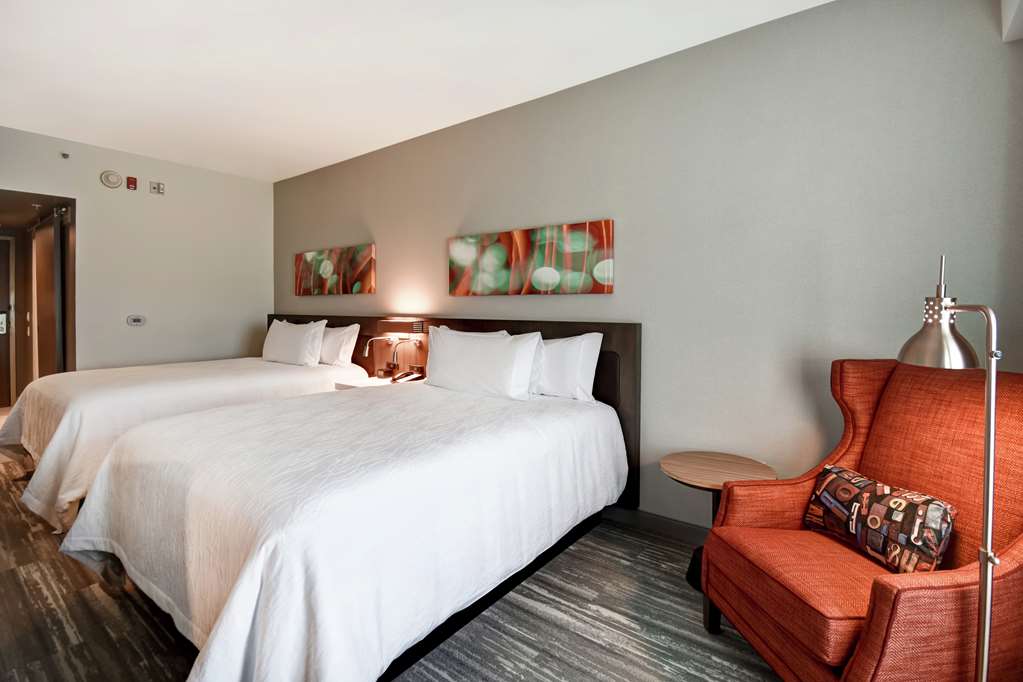 Hilton Garden Inn Lansing West photo 2