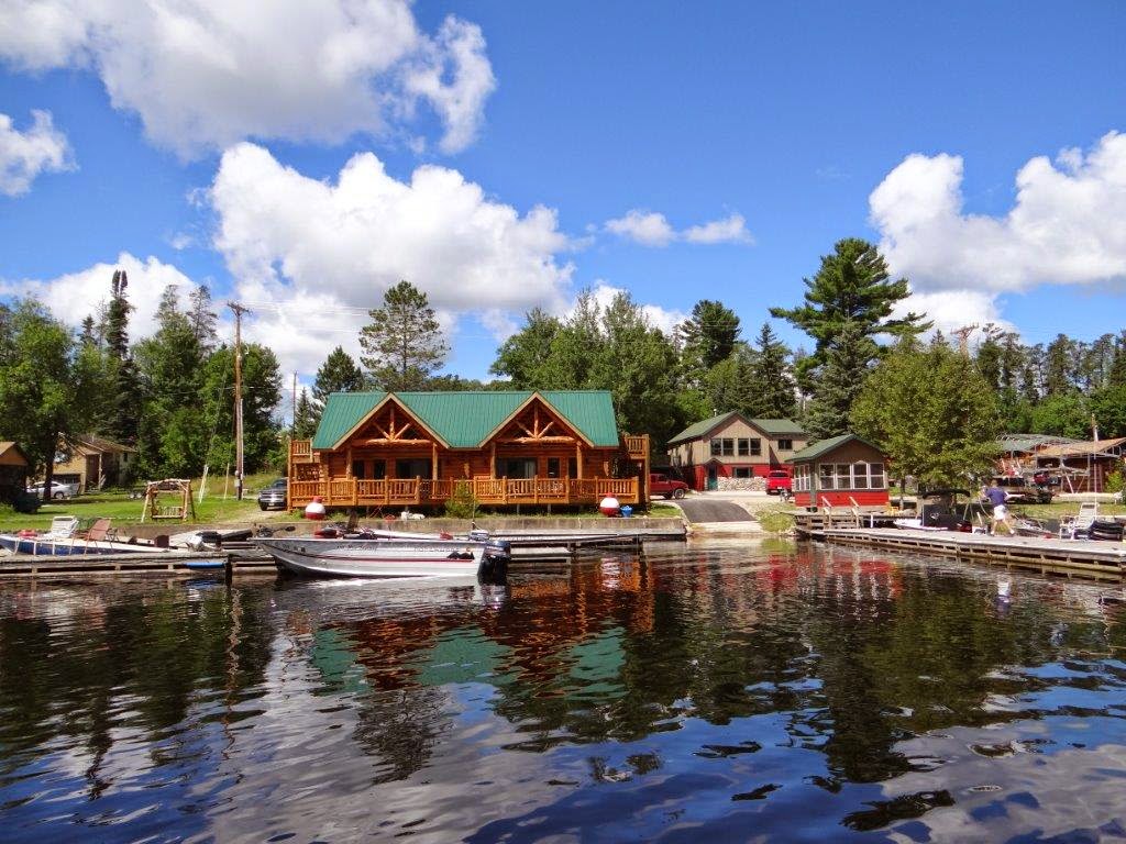 Cabins On Crane