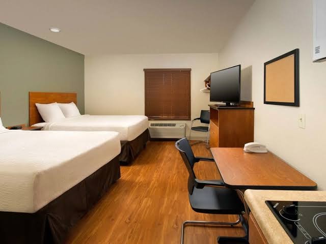 Extended Stay America Select Suites- Fayetteville - West photo 2