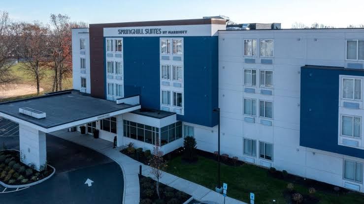 SpringHill Suites by Marriott Woodbridge photo 2