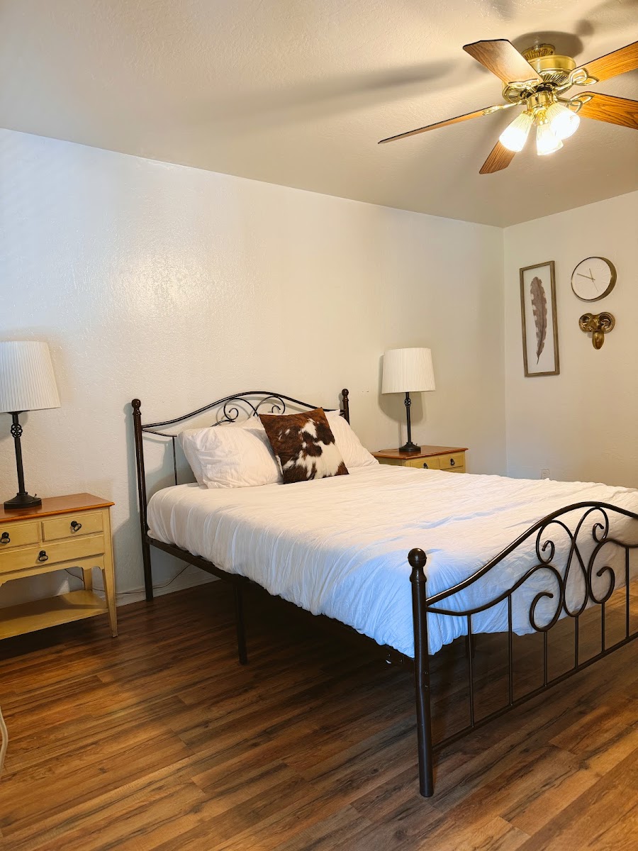 Springville Inn photo 2