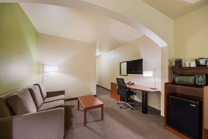 Best Western Sea World/Lackland AFB NW Hotel & Suites photo 3