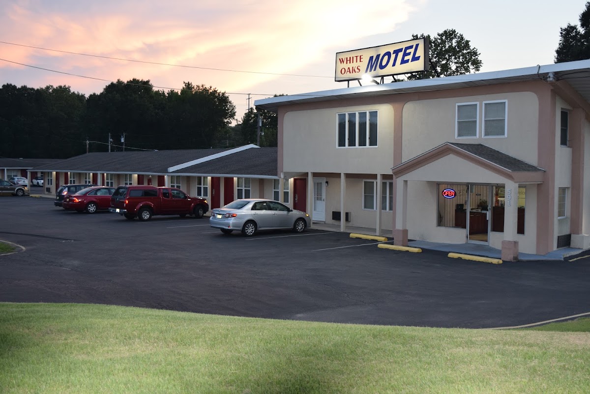 White Oaks Motel Pennsville