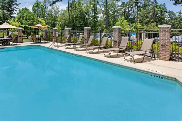 Wingate by Wyndham Charleston University Boulevard photo 3