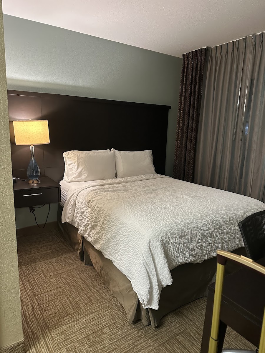 Staybridge Suites Chicago - Lincolnshire, an IHG Hotel photo 2