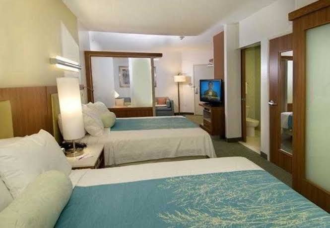 SpringHill Suites by Marriott San Antonio Airport photo 2