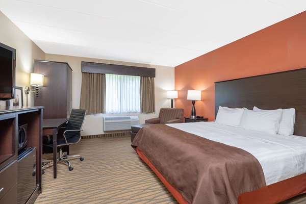 ASPEN HOTEL ROGERS ( FORMERLY AMERICINN) photo 2