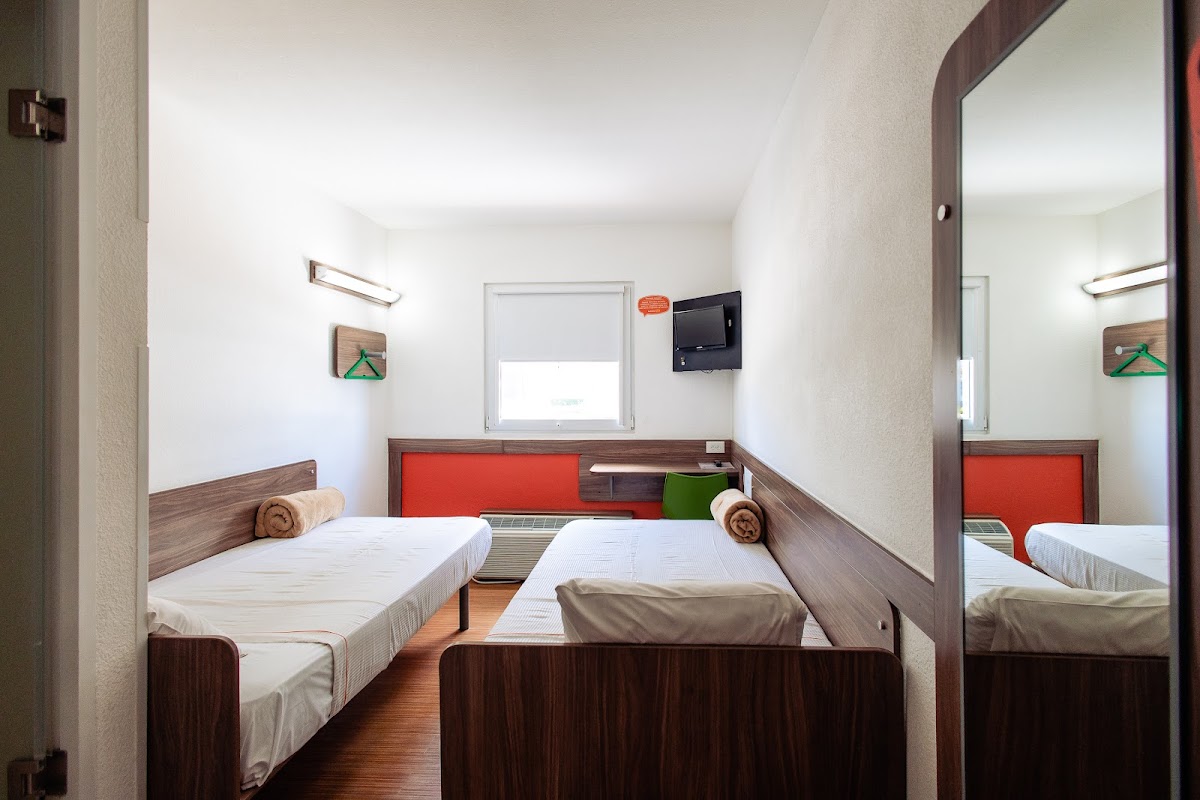 Hoteles Hi photo 2