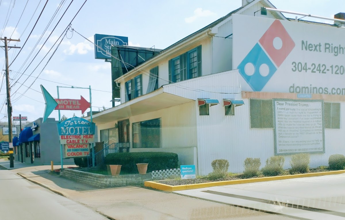 Grove Terrace Motel photo 2