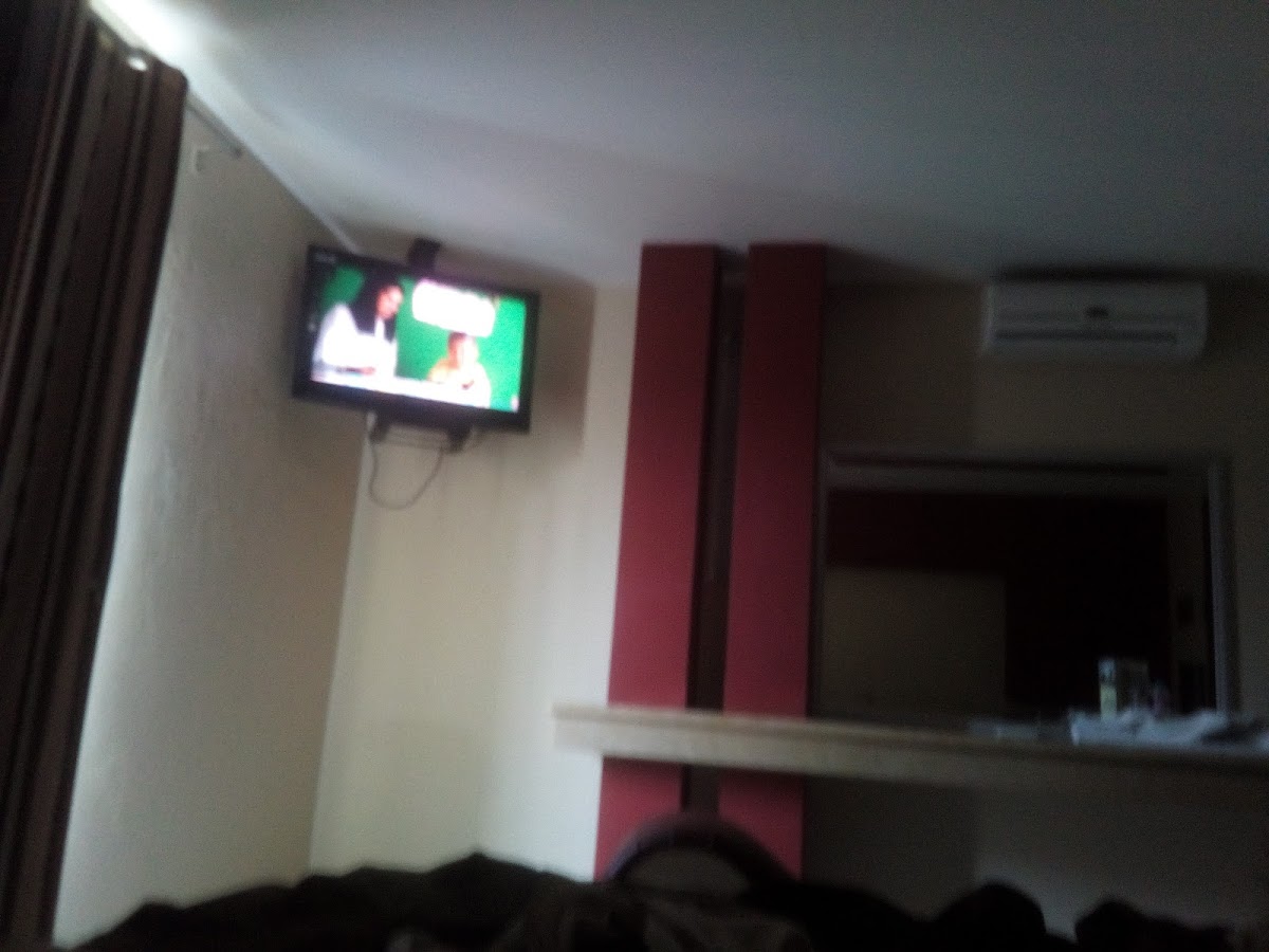 Motel Dreams photo 2