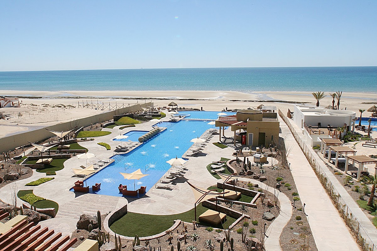 Encanto Vacations