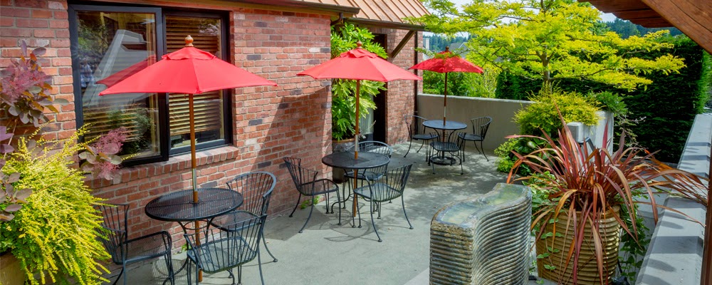 The Eagle Harbor Inn a Boutique Hotel