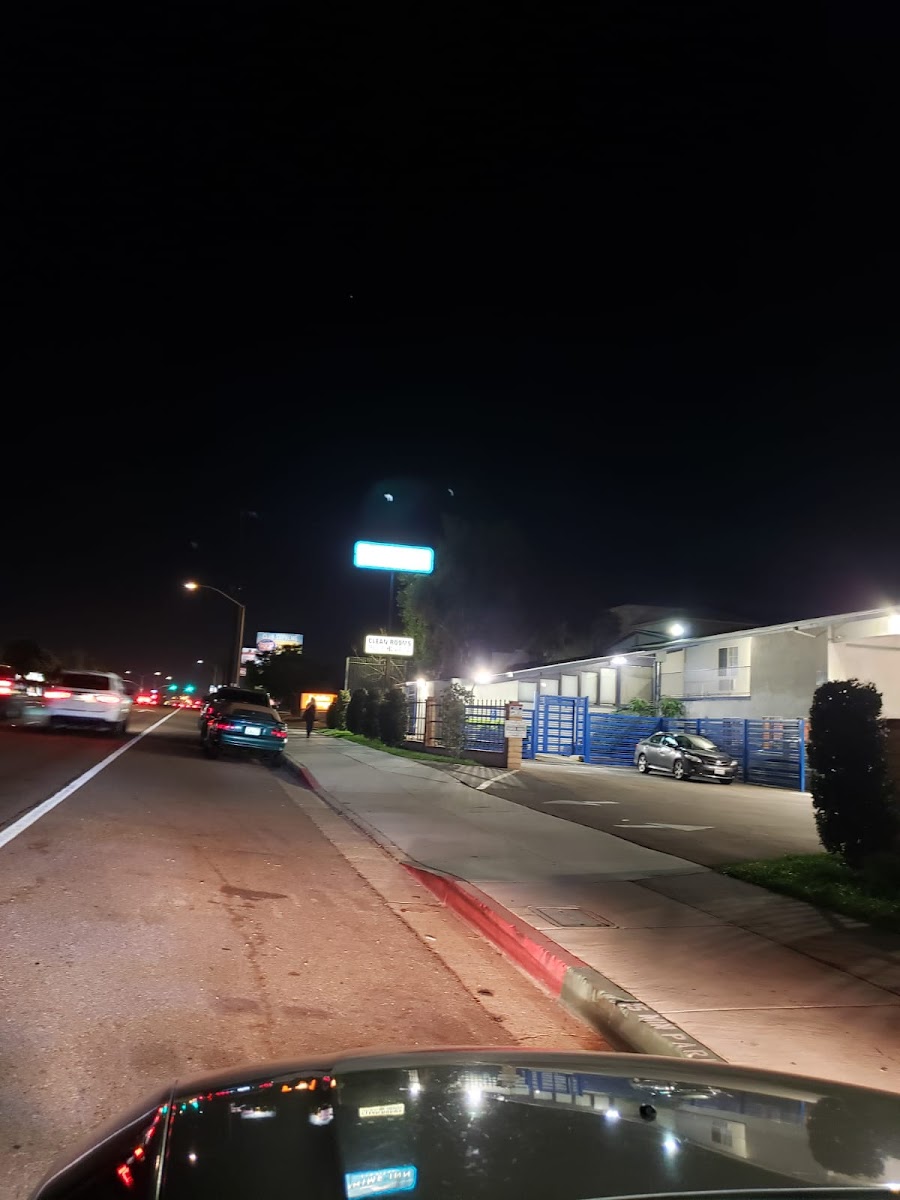 Prime Inn San Diego