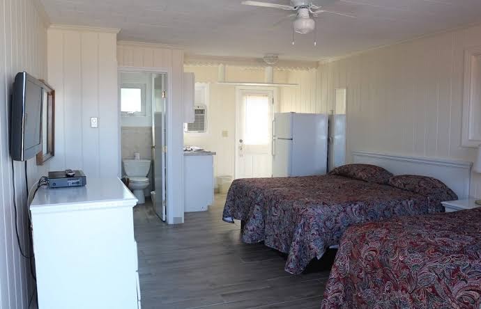 Southold Beach Motel photo 2