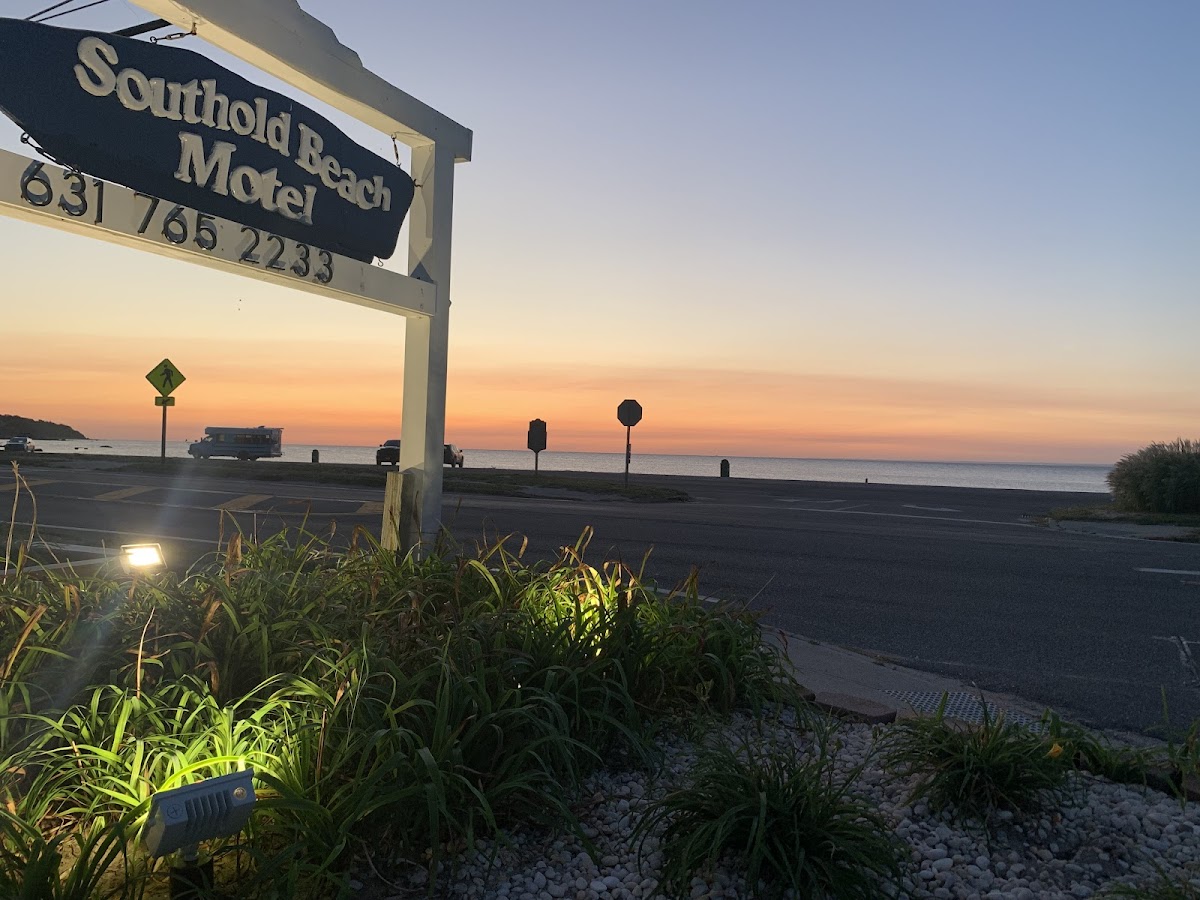 Southold Beach Motel photo 3