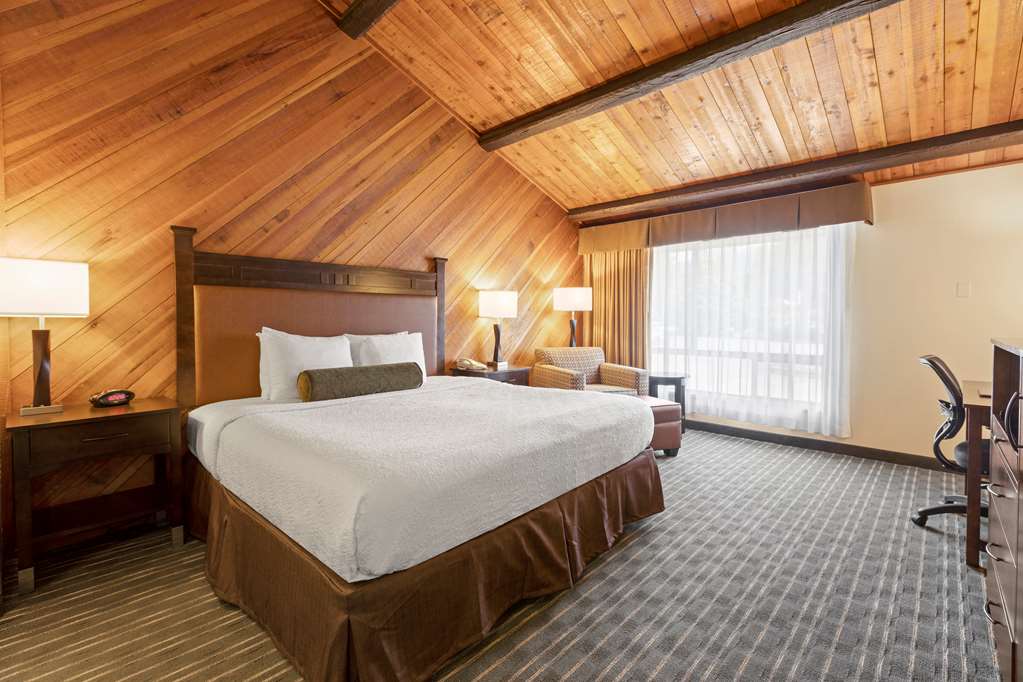 Best Western Plus Tree House photo 2